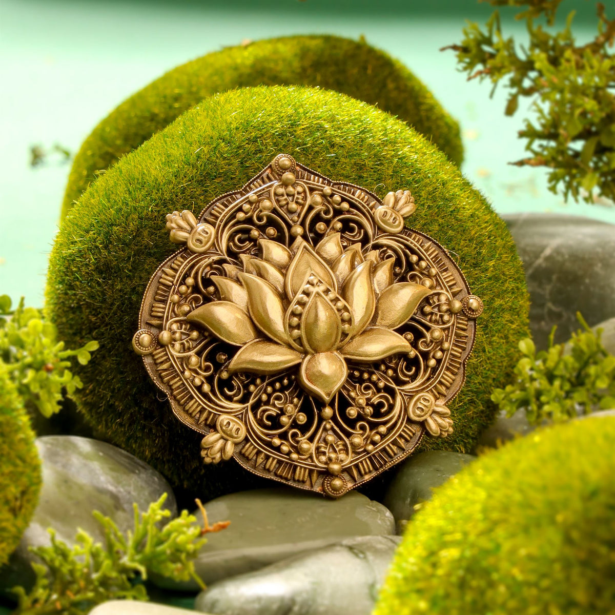 Iconic Lotus Brooch – Ganpatis